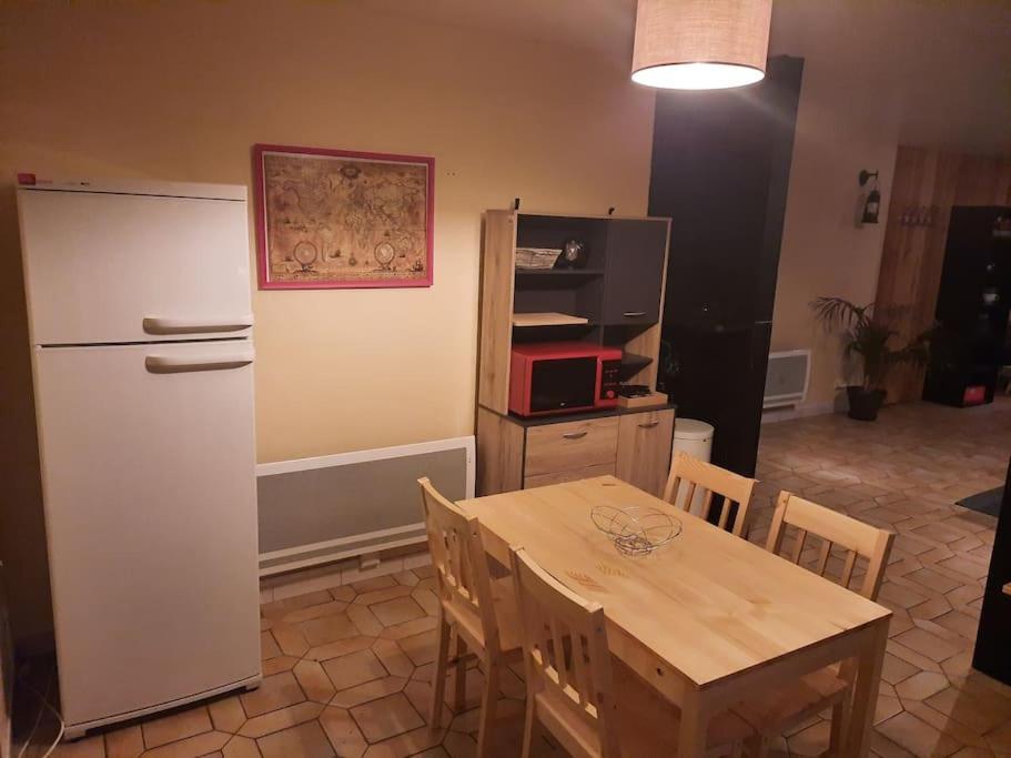 Appartement Tout Confort , Centre ルダンヴィエル エクステリア 写真
